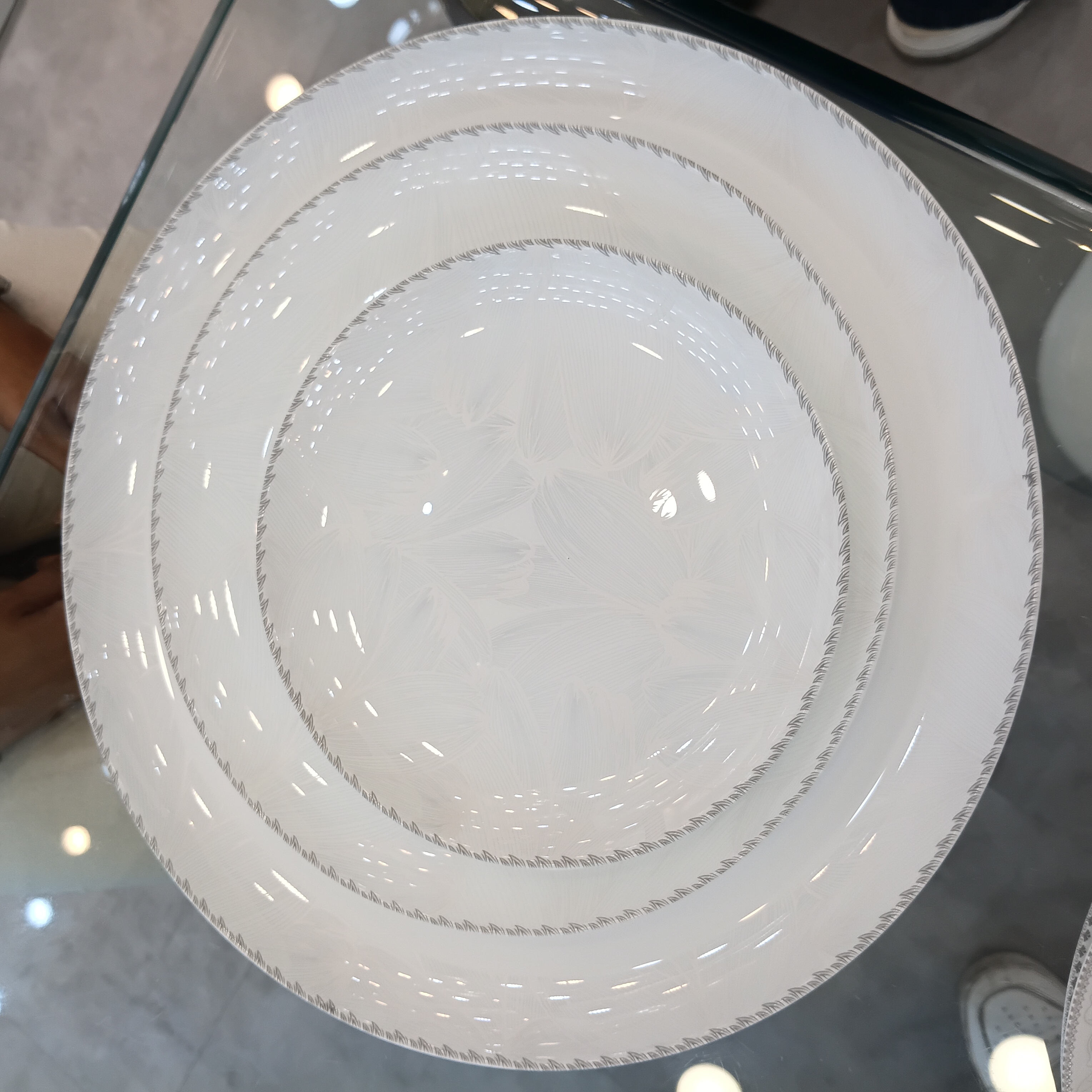 سرویس ۲۶ پارچه آرکوپال طرح لوسی