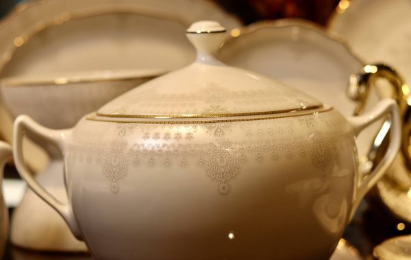 سرویس چینی ۱۰۰ پارچه فول الیزابت بن چاینا طرح مریدا - Image 6